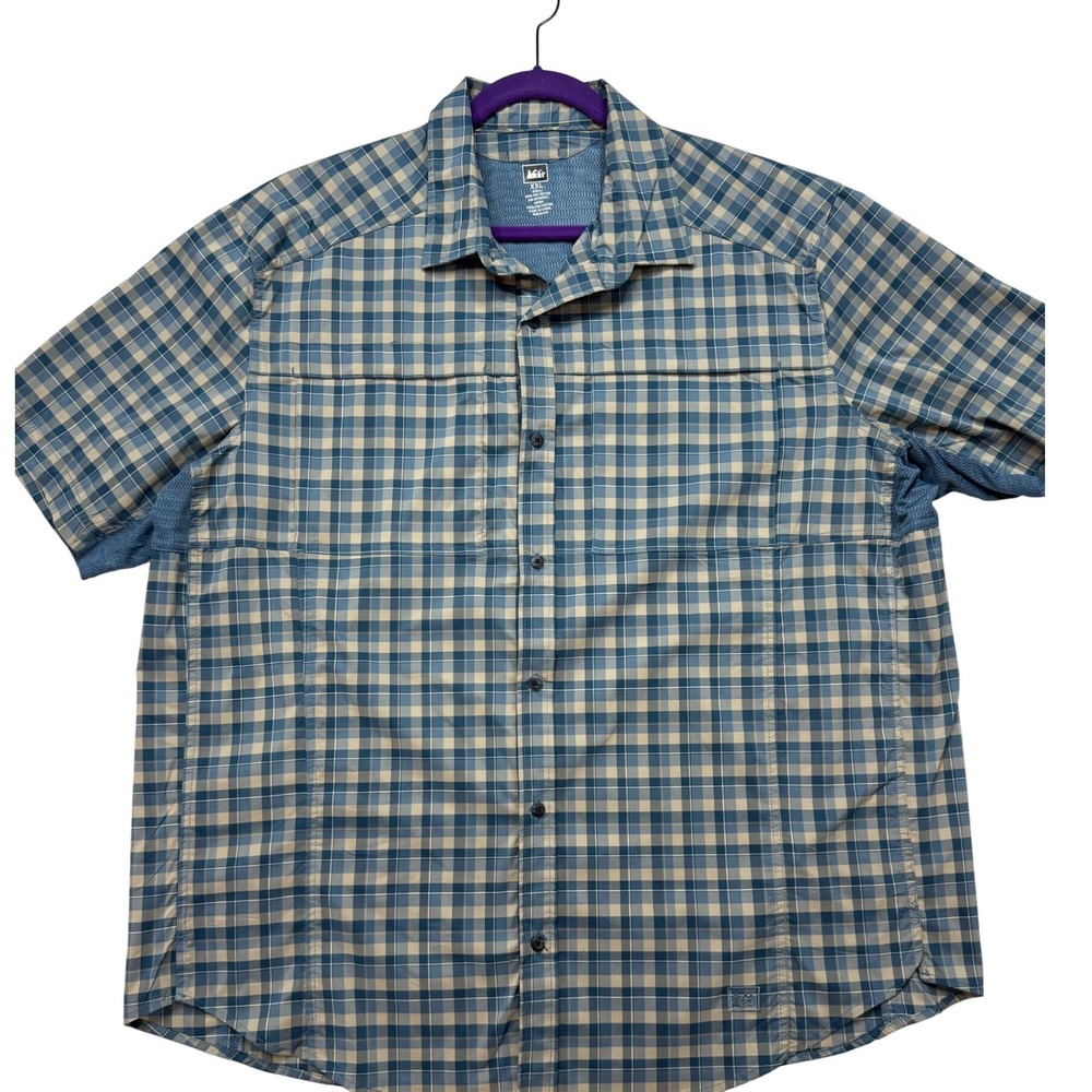 REI Button Up Shirt Mens XXL Blue Plaid Excellent Short Sleeve Vented Hiking